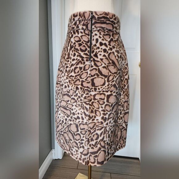 NWOTโBCBG Max Azria leopard print skirt - Picture 3 of 10